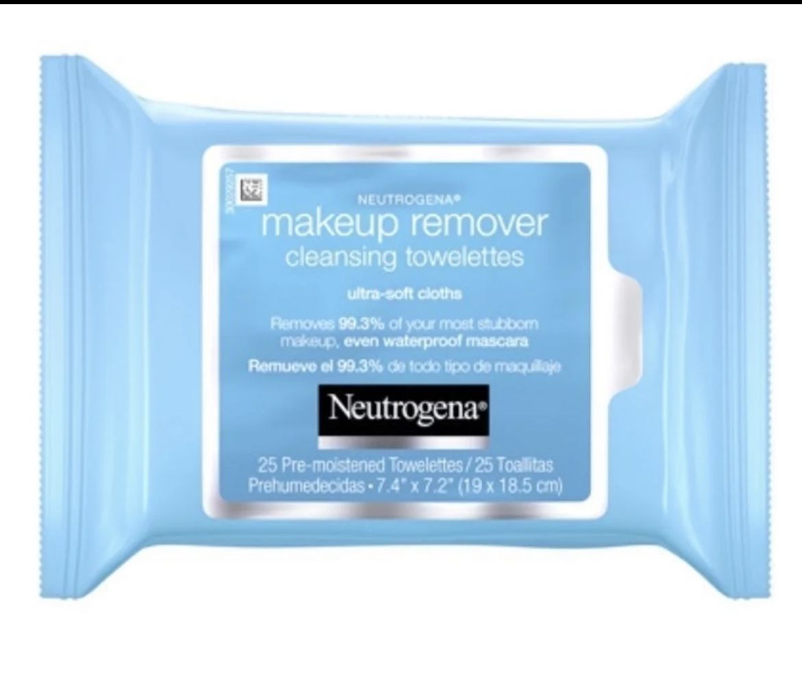 3 Pack Of Make Up Remover Wipes Neutrogena