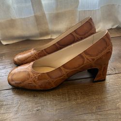 Tod’s 2” Heel Tan Embossed Round Toed Pump, Women’s Sizzle 41.5