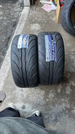 255/35/19 Federal Tires