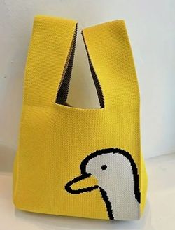 Knitted Small Duck Tote 