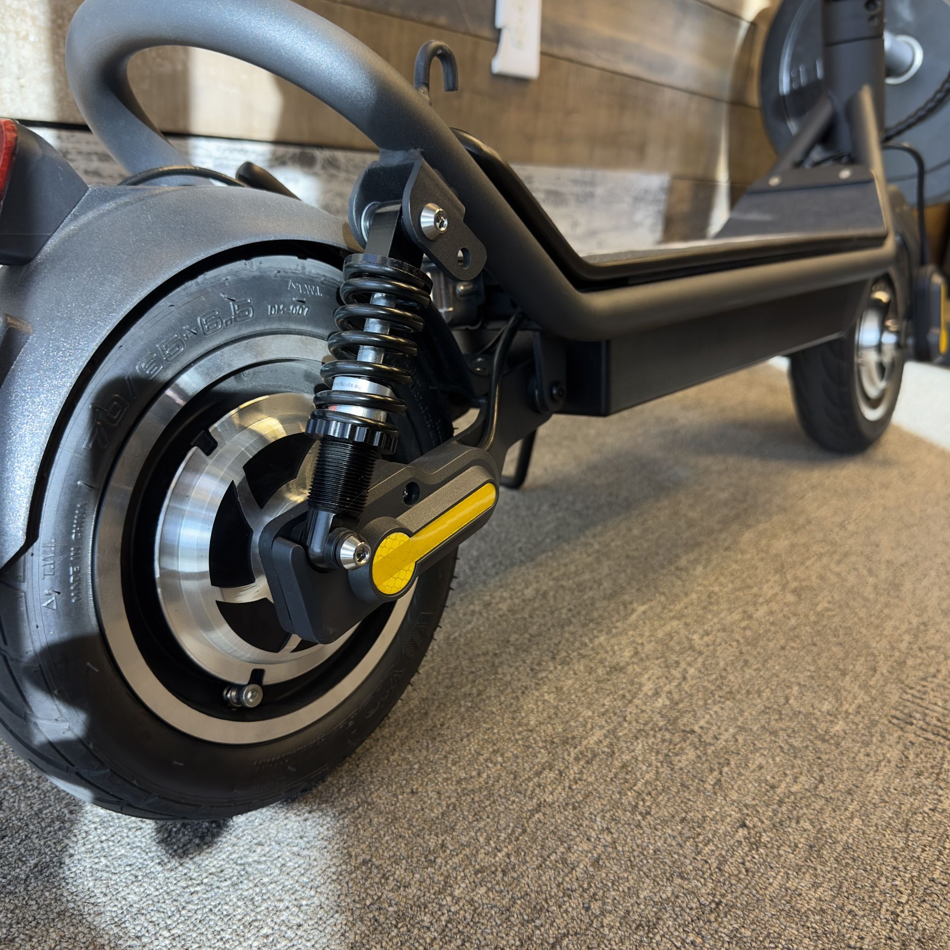 Brand New In Box Adult Electric Scooters E Scooter Escooter Foldable