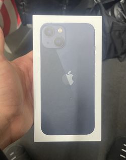 iPhone 13