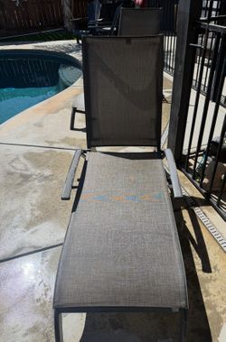 2 lounge chairs