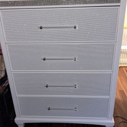 White Sparkle Dresser