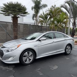 2013 Hyundai Sonata Hybrid