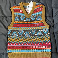 Men’s Adidas knit Vest Size Small