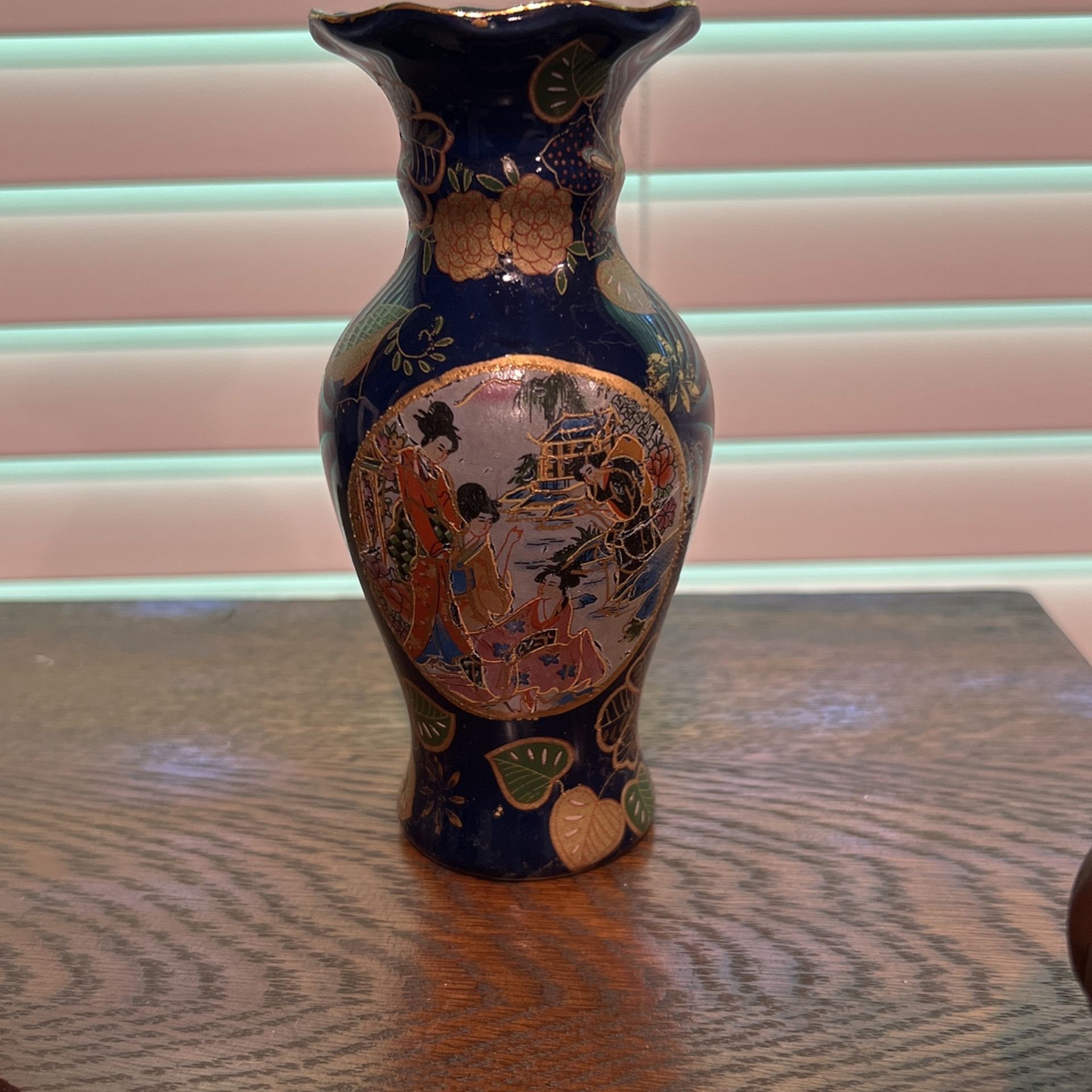 Authentic Ceramic Hand Painted Cloisonné Chinese Vase