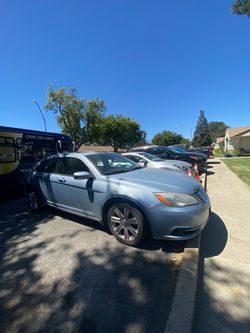 2013 Chrysler 200