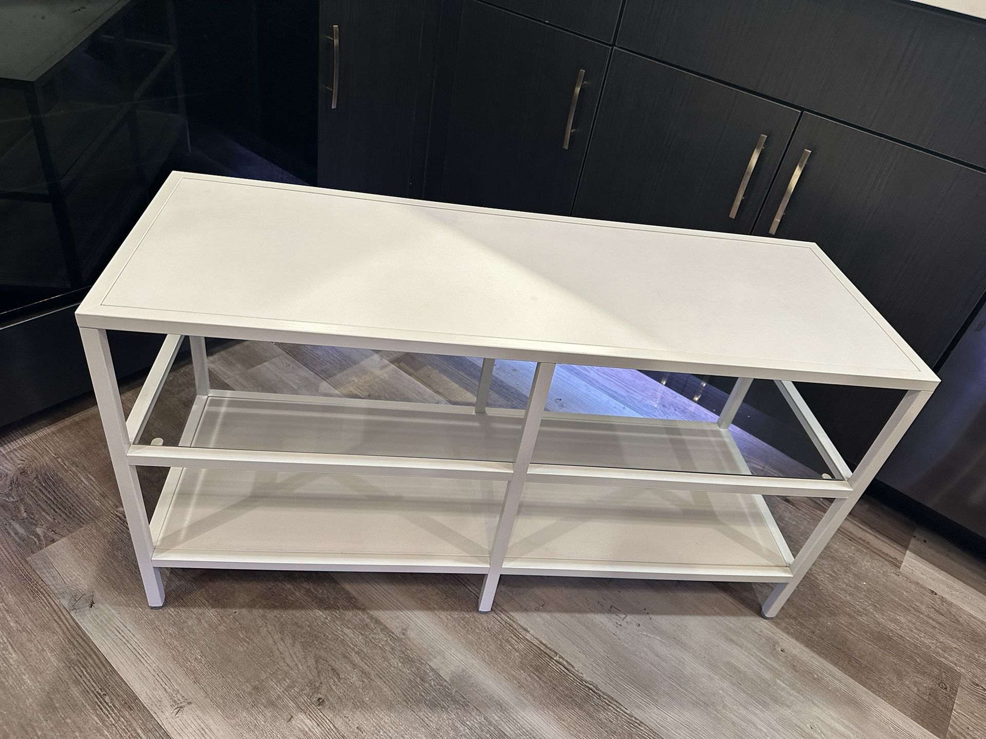 IKEA VITTSJO TV stand 39 3/8x14 1/8x20 7/8” white