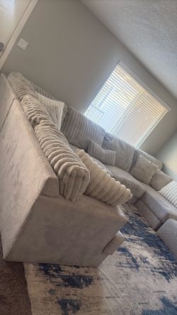 BEAUTIFUL Large sectional couch for sale