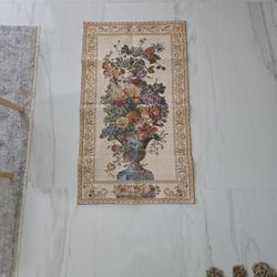 Elegant tapestry wall decor
