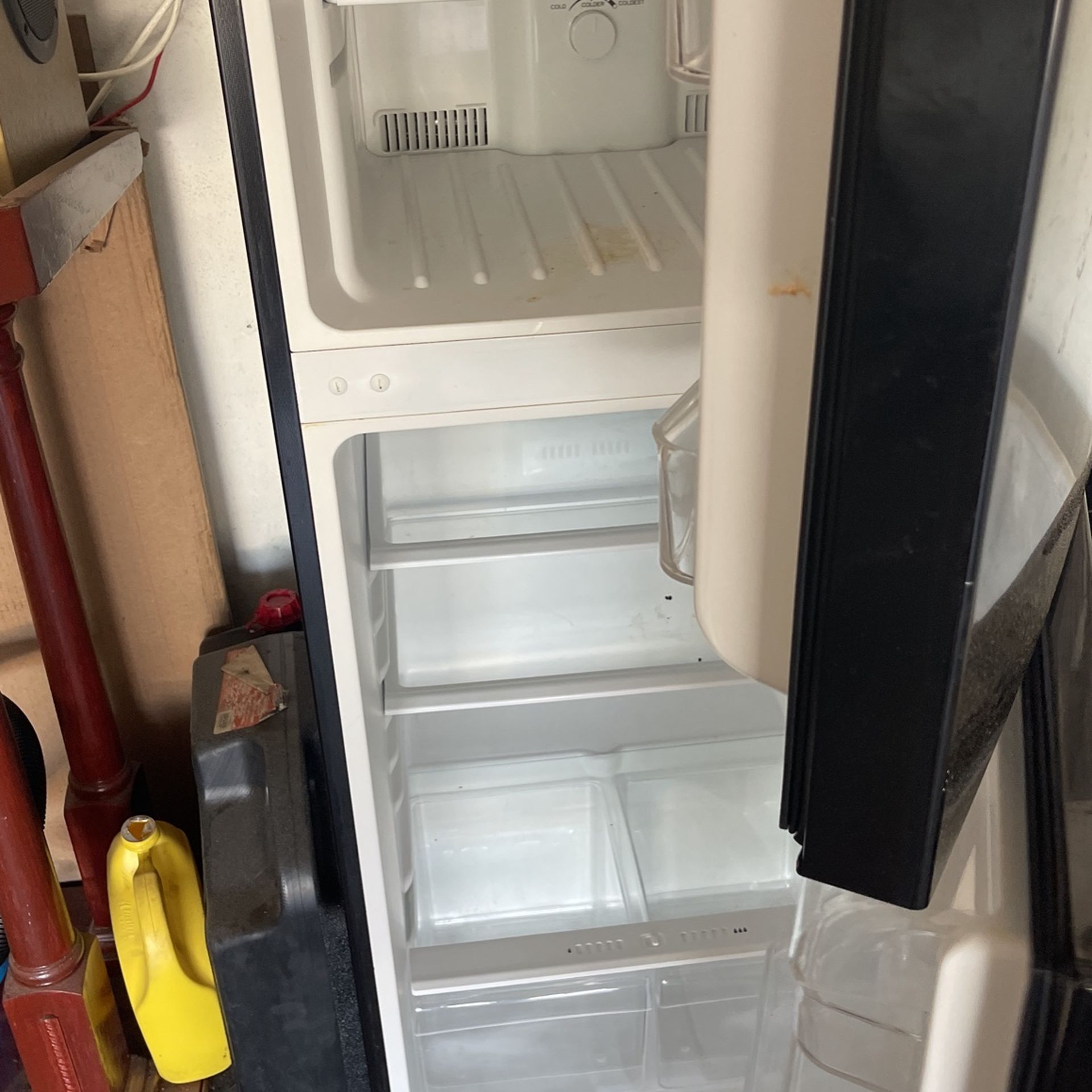 Refrigerator For Sale