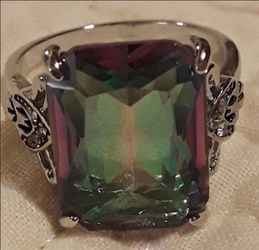Big beautiful bling bling ring size 8. Mystic topaz