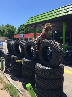 285/40r24 Atturo A/T tires