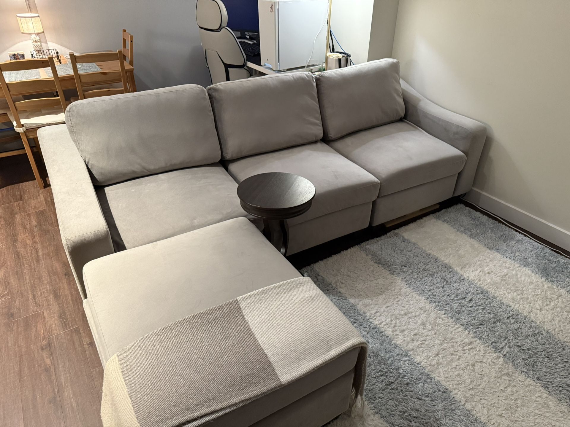 Gray Modular Sectional Sofa w/ Ottoman – Excellent Condition