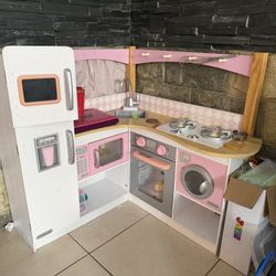 Play Kitchen