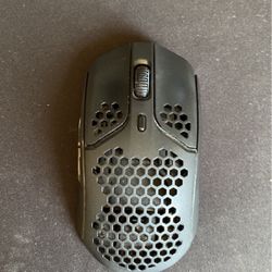 Hyper X Pulsefire Haste wireless mouse 