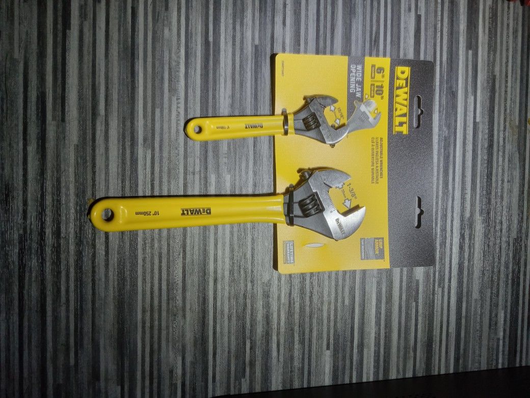 Dewalt Crescent Wrench