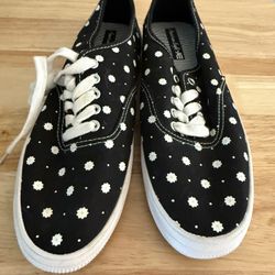 American Eagle Canvas Sneakers