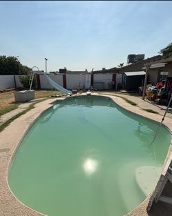 Green To Clean / Pool Vaccum / Filters - For Sale