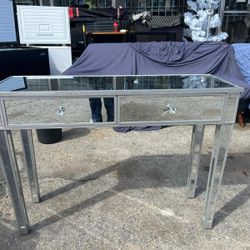 Mirror Desk