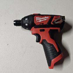 Milwaukee M12 Drill