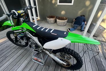 Trading Kawasaki kx250f 2015+ 1250$ for ultra bee