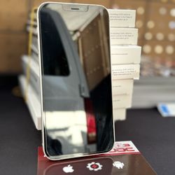 iPhone 12 64GB – 85% Battery – Good condition