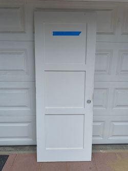 30 inch three panel shaker door