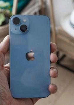iPhone 14 , Factory Unlocked,  Excellent Condition Like New 