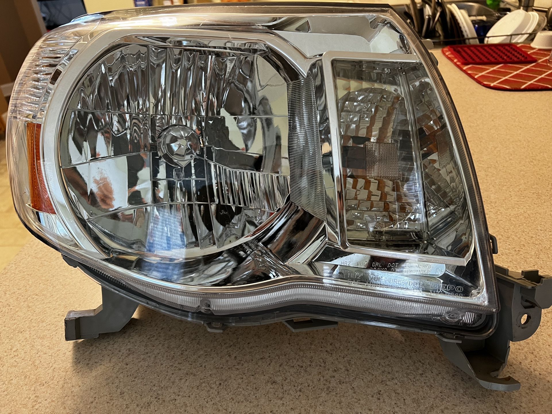 2005-2012Toyota Tacoma passénger Headlight