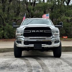 2019 Ram 2500 Crew Cab Tradesman Pickup 4D 8ft