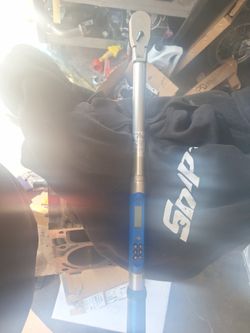 Cornwell 1/2 Digital Torque Wrench