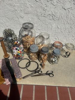 Assorted Vintage Decor