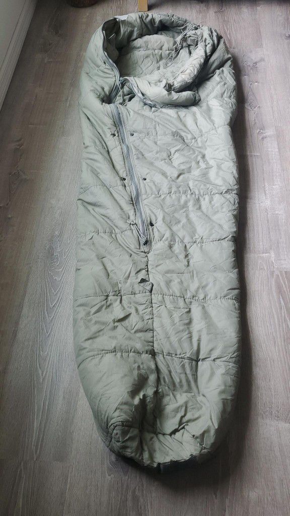 Army Improved Modular Sleepiing Bag And Stuff  Sack