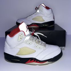 Jordan 5 “Fire Red” size 10