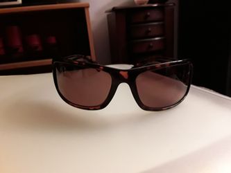 Kenneth Cole sunglasses