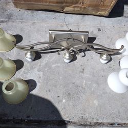 Hinkley 3 Bulb Brooke Lighting Like New Open Box retails for over $300
