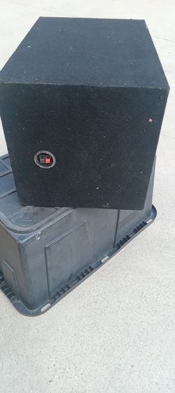 Carpeted Subwoofer Enclosure Box