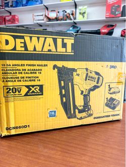 Dewalt new Kit 16ga finish nailer , battery and charger