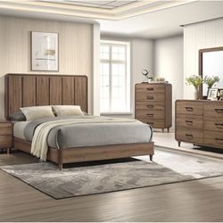4 Pc Queen Bedroom Set 