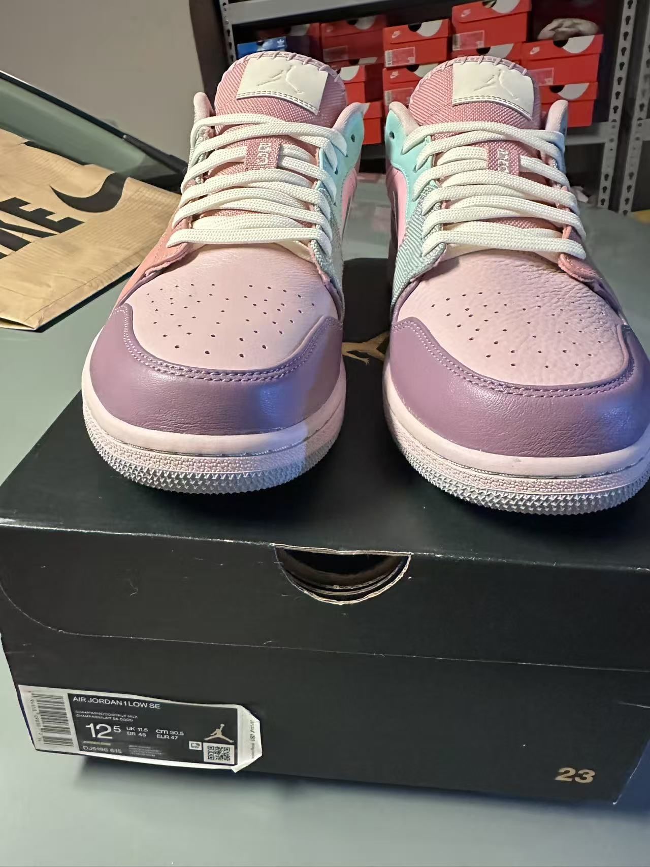 Air Jordan low