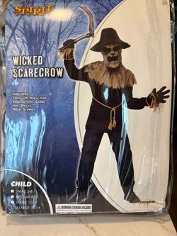 Spirit Halloween- Wicked Scarecrow