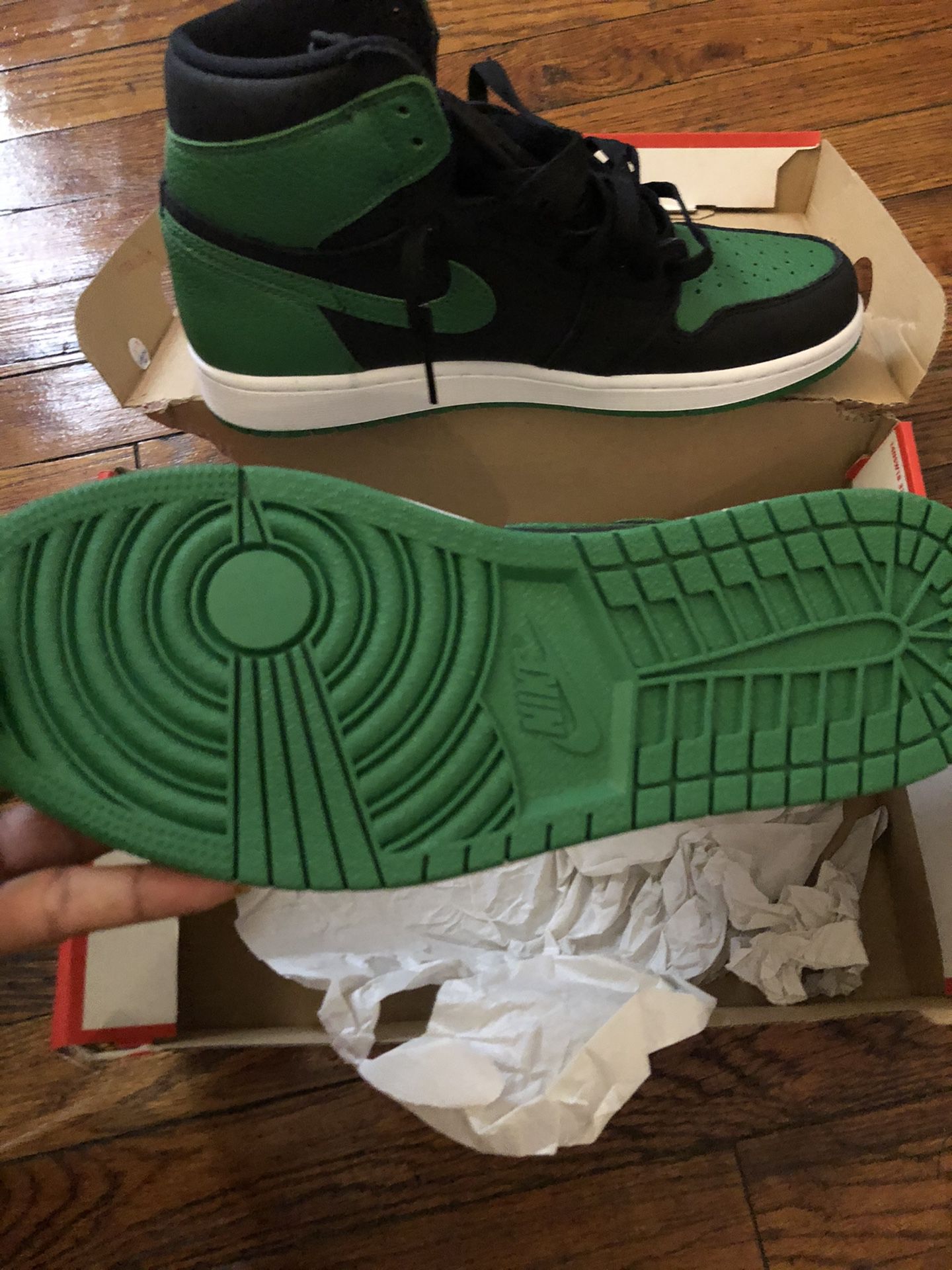 8 1/2 green& black Jordan 1s