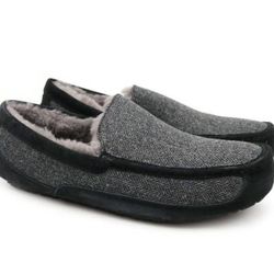 UGG Australia Ascot Woolrich Tweed Black Sheepskin Moccasin Slipper US M 11 NEW!