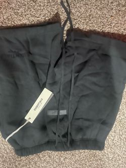 Essential   Shorts size small
