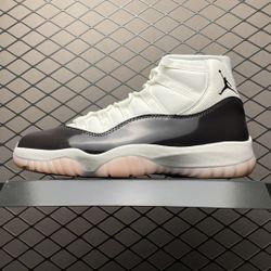 Jordan 11 WMNS “Neapolitan