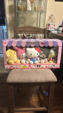 sanrio hello kitty and friends plush set