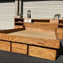 QUEEN Vintage Oak Platform Bed