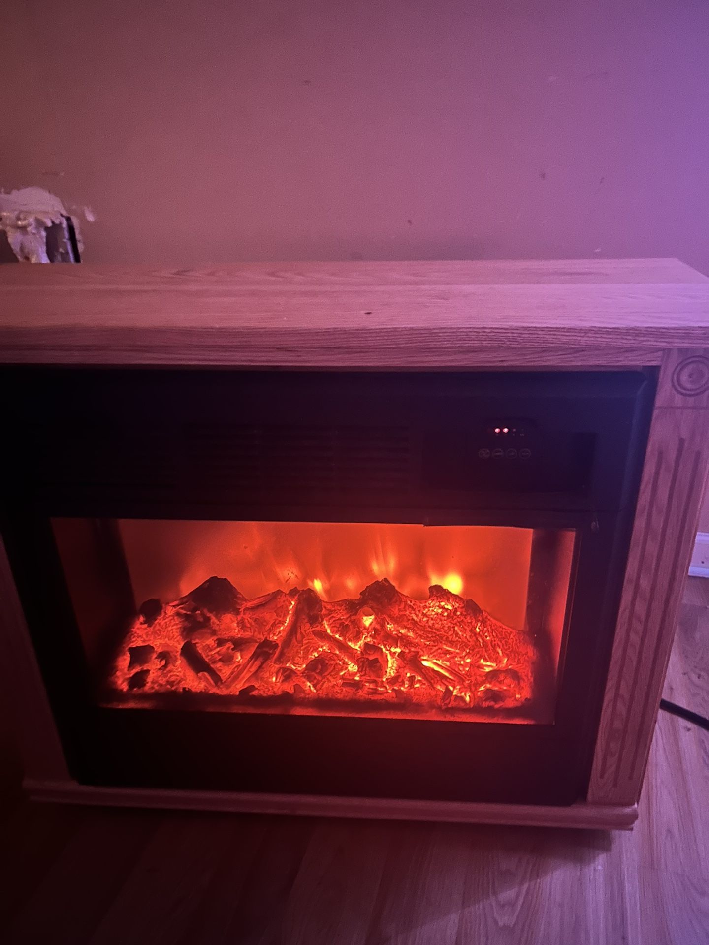 Lifesmart Amish Inspired Natural Light Oak Infrared Fireplace